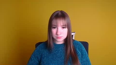 Snapshot of jennifer_xo_ chatting on 02-04-25, 06:46 Jennifer online show from 02-04-25, 06:46