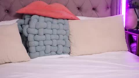JenniferLovveX online show from 07-23-26, 05:05