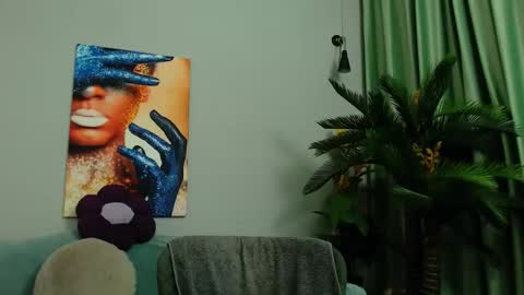 jenniferreys online show from 12-18-25, 07:03