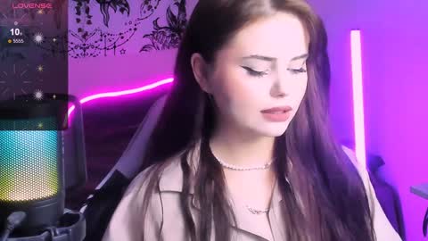 Jenni online show from 12-21-24, 03:31