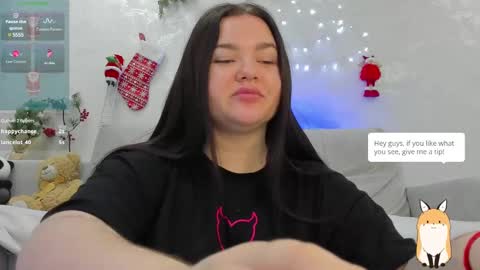 Snapshot of jennisxcharming chatting on 12-27-24, 02:04 Mila online show from 12-27-24, 02:04