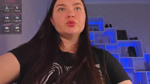 Snapshot of jennisxcharming chatting on 03-06-25, 07:21 Mila online show from 03-06-25, 07:21