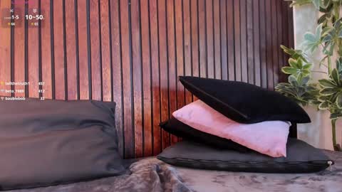     online show from 02-08-25, 03:10