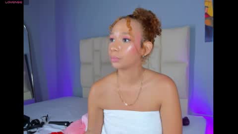 jenny__lawrence online show from 04-11-26, 07:45