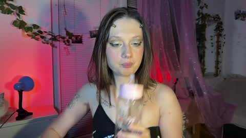 Jennifer Jenny Darling   online show from 05-12-26, 07:00