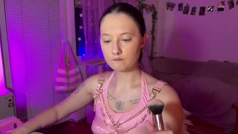 Jennifer Jenny Darling   online show from 06-07-26, 08:23