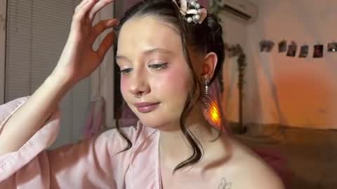 Jennifer Jenny Darling   online show from 07-28-26, 07:04