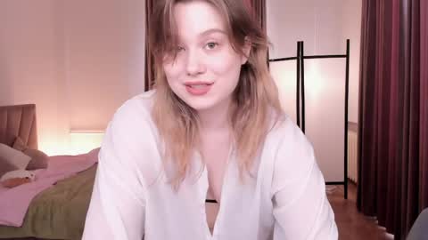 Jenny my next stream is on Saturday at 1 pmUTC Welcome to my WhatsApp 3 online show from 04-24-26, 01:13