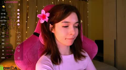 Snapshot of jenny_lylu chatting on 03-06-25, 01:58 Ori online show from 03-06-25, 01:58