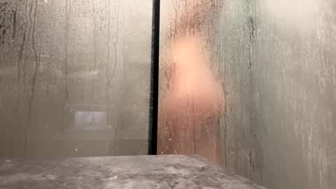 Ori online show from 10-26-25, 07:20