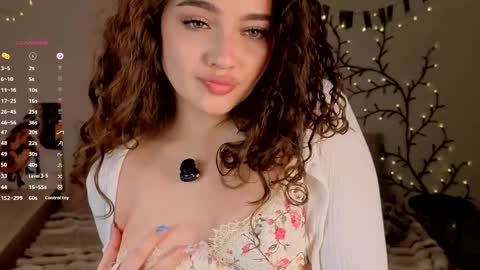 Snapshot of jenny_rossex chatting on 05-07-26, 09:09 jenny_rossex online show from 05-07-26, 09:09