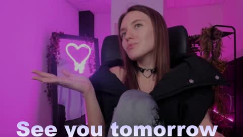 Snapshot of jennydens chatting on 12-10-24, 11:43 Jenny NO Nude online show from 12-10-24, 11:43