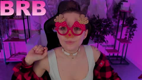 Snapshot of jennydens chatting on 01-02-25, 02:00 Jenny NO Nude online show from 01-02-25, 02:00