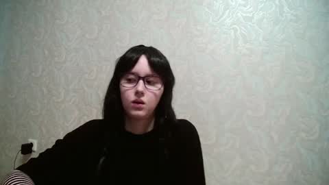 JennyOlset online show from 05-25-26, 04:07