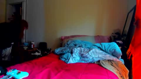 Jenn -  come to my onlyfans online show from 11-22-25, 04:39