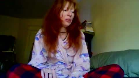 Snapshot of jenovakitty chatting on 05-14-26, 01:51 Jenn - come to my onlyfans online show from 05-14-26, 01:51