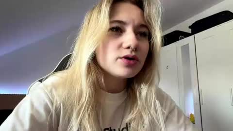 Sonya online show from 07-28-26, 11:05