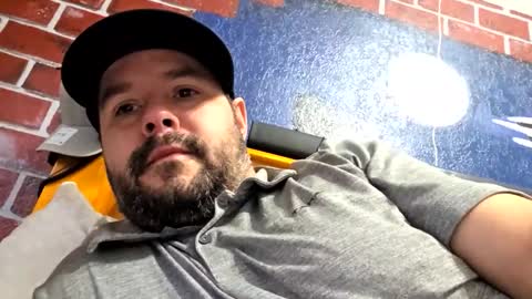 Lous online show from 12-21-25, 09:44