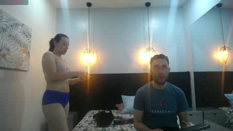 Jeremmyandstacy online show from 01-28-25, 12:22
