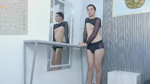 Snapshot of jeremy_delrey chatting on 06-21-26, 02:03 online show from 06-21-26, 02:03