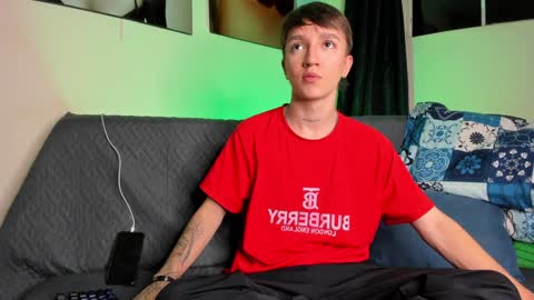 Snapshot of jeremy_salvatore_ chatting on 01-22-25, 07:46 jero independent model online show from 01-22-25, 07:46