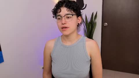 Snapshot of jeroharper chatting on 04-10-26, 08:13 Jero Harper online show from 04-10-26, 08:13