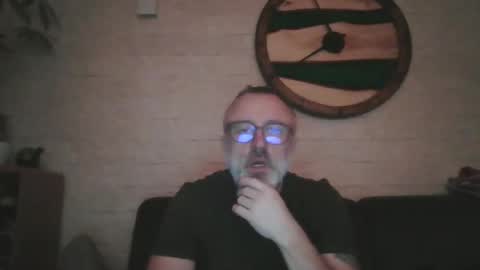 Snapshot of jerry250461 chatting on 04-09-26, 06:57 jerry250461 online show from 04-09-26, 06:57