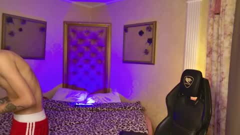 Jerry  online show from 10-02-25, 07:43