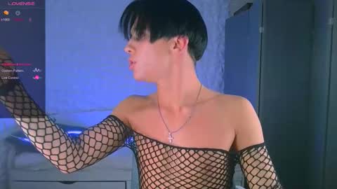 Jerrybomb online show from 11-18-25, 04:06