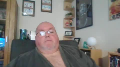 Snapshot of jerseyhammer01 chatting on 01-20-25, 08:41 Harry online show from 01-20-25, 08:41