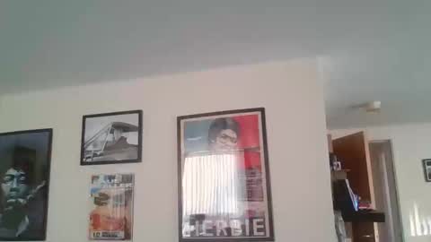 Snapshot of jerseyhammer01 chatting on 12-19-25, 09:27 Harry online show from 12-19-25, 09:27