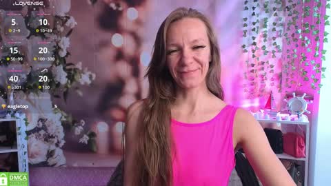 jesica_moon_peachyy online show from 04-11-26, 04:28