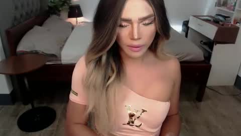 jesie_hot69 online show from 04-17-26, 05:54