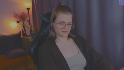 Snapshot of jess0e9 chatting on 04-25-26, 02:47 JessieVibes online show from 04-25-26, 02:47