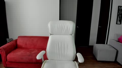 Snapshot of jess_rosse chatting on 06-17-26, 03:46 jess_rosse online show from 06-17-26, 03:46