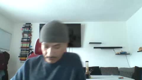 Snapshot of jesselopezcali chatting on 03-23-26, 04:22 Hungjessy online show from 03-23-26, 04:22