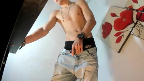 jesshot_bigcock online show from 05-23-26, 06:34