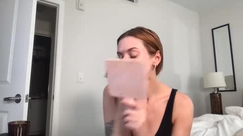Snapshot of jessica_aaren chatting on 04-14-26, 04:24 Jessica Aaren online show from 04-14-26, 04:24
