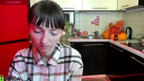 jessicaforris online show from 10-21-25, 06:58