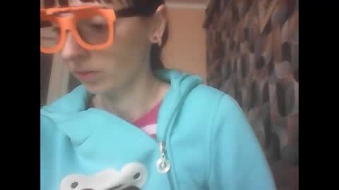 jessicaforris online show from 10-28-25, 08:18