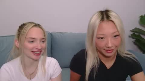 Snapshot of jessicahwinters chatting on 11-25-25, 09:15 Jessica online show from 11-25-25, 09:15