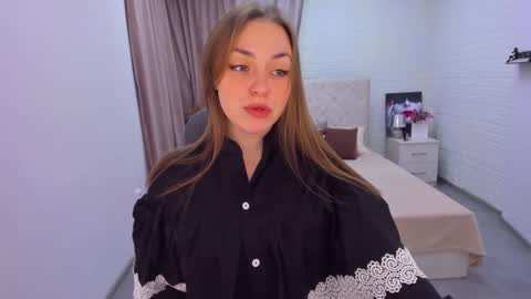 Snapshot of jessicalime chatting on 01-08-25, 06:31 JESSICA online show from 01-08-25, 06:31