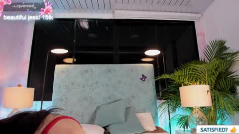 JESSI AND NAOMI online show from 05-02-26, 01:54