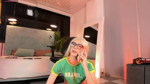 JESSI AND NAOMI online show from 06-30-26, 03:51