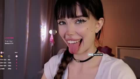 Snapshot of jessie_johns chatting on 07-23-26, 06:17 jessie_johns online show from 07-23-26, 06:17