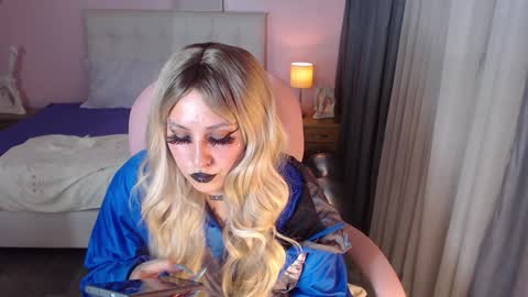 Snapshot of jessie_williams_01 chatting on 12-31-24, 07:42 Your Sweet Angel online show from 12-31-24, 07:42