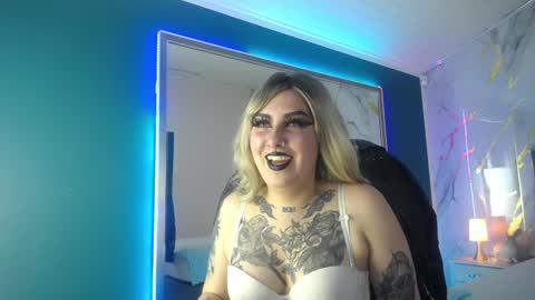 Snapshot of jessie_williams_01 chatting on 01-08-25, 10:04 Your Sweet Angel online show from 01-08-25, 10:04