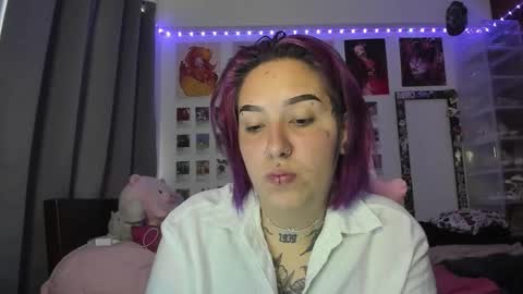 Snapshot of jessie_williams_01 chatting on 09-26-25, 06:01 Your Sweet Angel online show from 09-26-25, 06:01