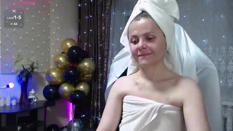 Snapshot of jessiemays chatting on 09-13-25, 09:47 Jess online show from 09-13-25, 09:47