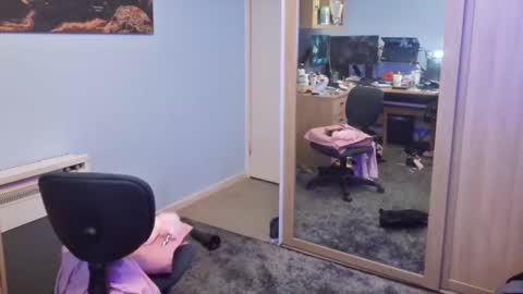 Snapshot of jessiessicaxx chatting on 01-13-25, 02:28 Jessiessicaxx online show from 01-13-25, 02:28